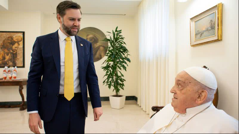 Imagem do encontro de Vance com o papa Francisco - Getty Images