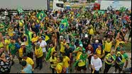 Apoiadores de Bolsonaro manifestando - Getty Images